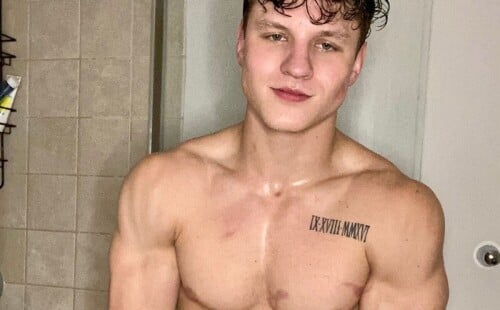 This First Look At Alex Popke Naked Will Have You Craving More
