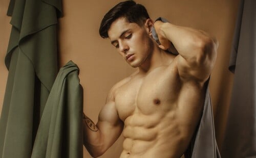 Muscled Tease Yayu Esparza Has A Lot To Offer