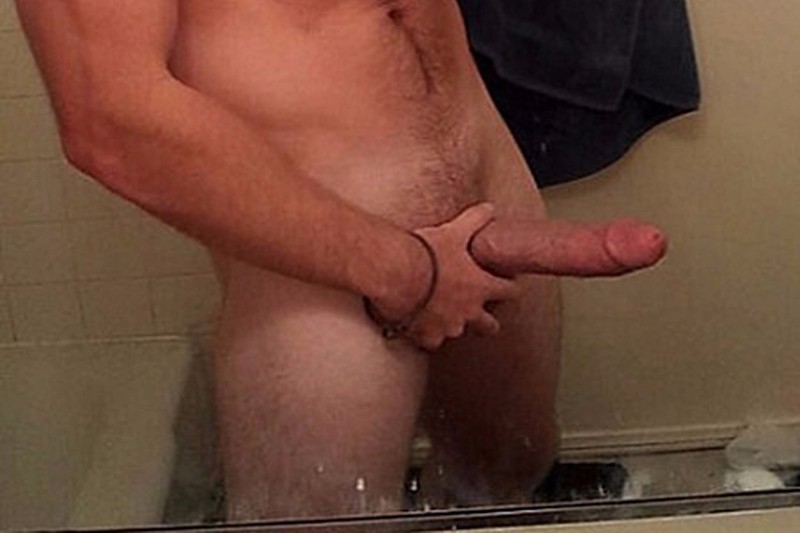 Top #Selfies of the Week: Dick and Ass