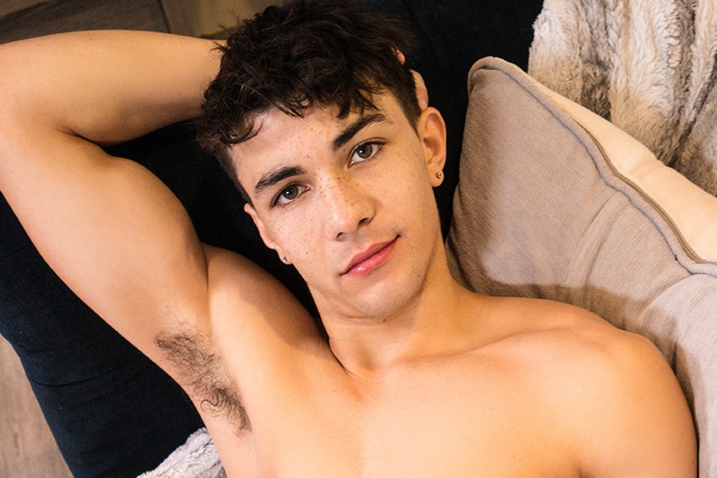 Who's The New Freckled Guy at MEN.com? It's Alex Rim!