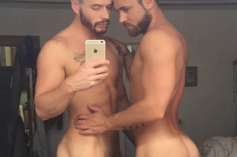 Top #Selfies of the Week: Dick Parade