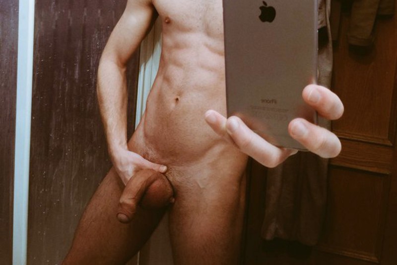 Top #Selfies of the Week: Infinite Dick