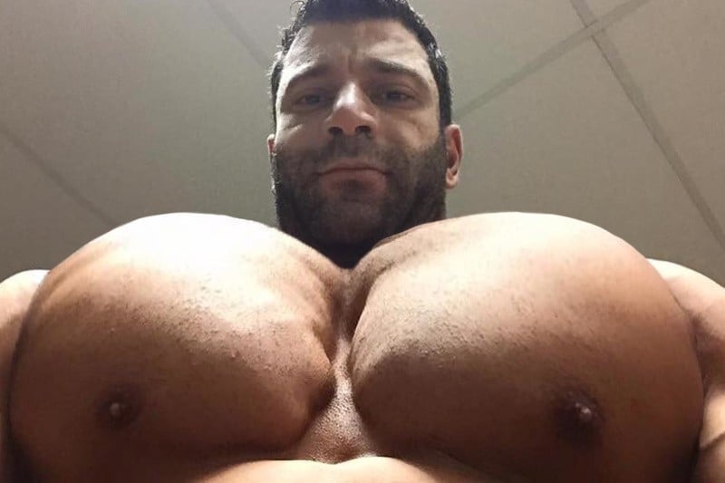 Kink Spotlight: Giant Muscle Tits