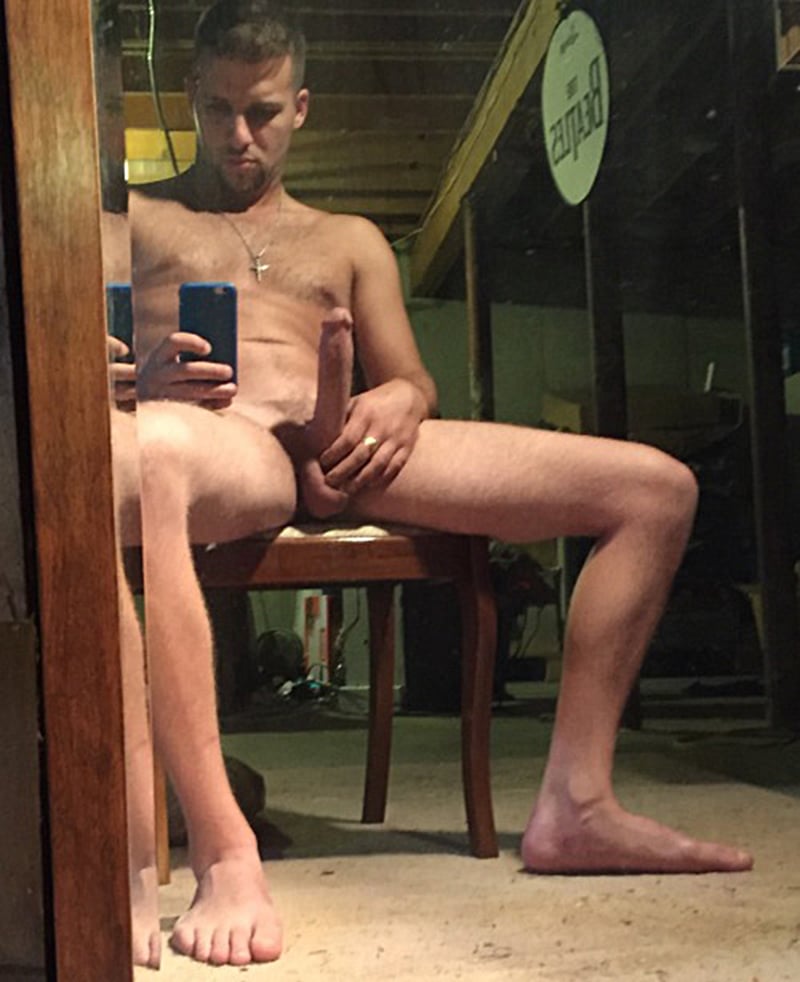 Top #Selfies of the Week: Total Selfie Madness