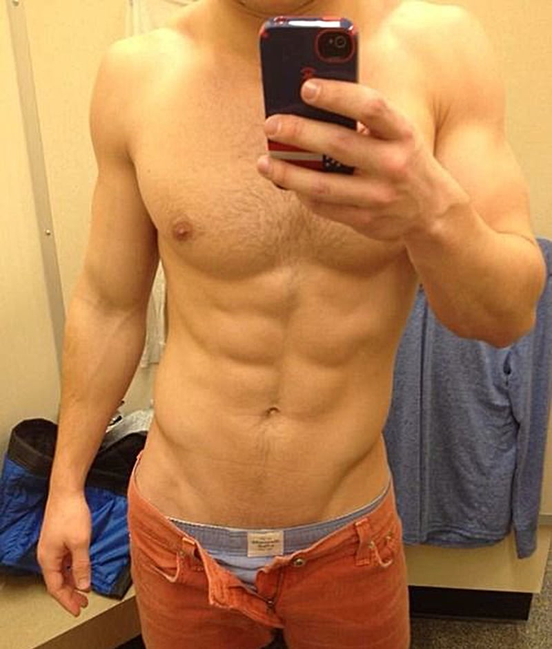 Top #Selfies of the Week: Yes Sir