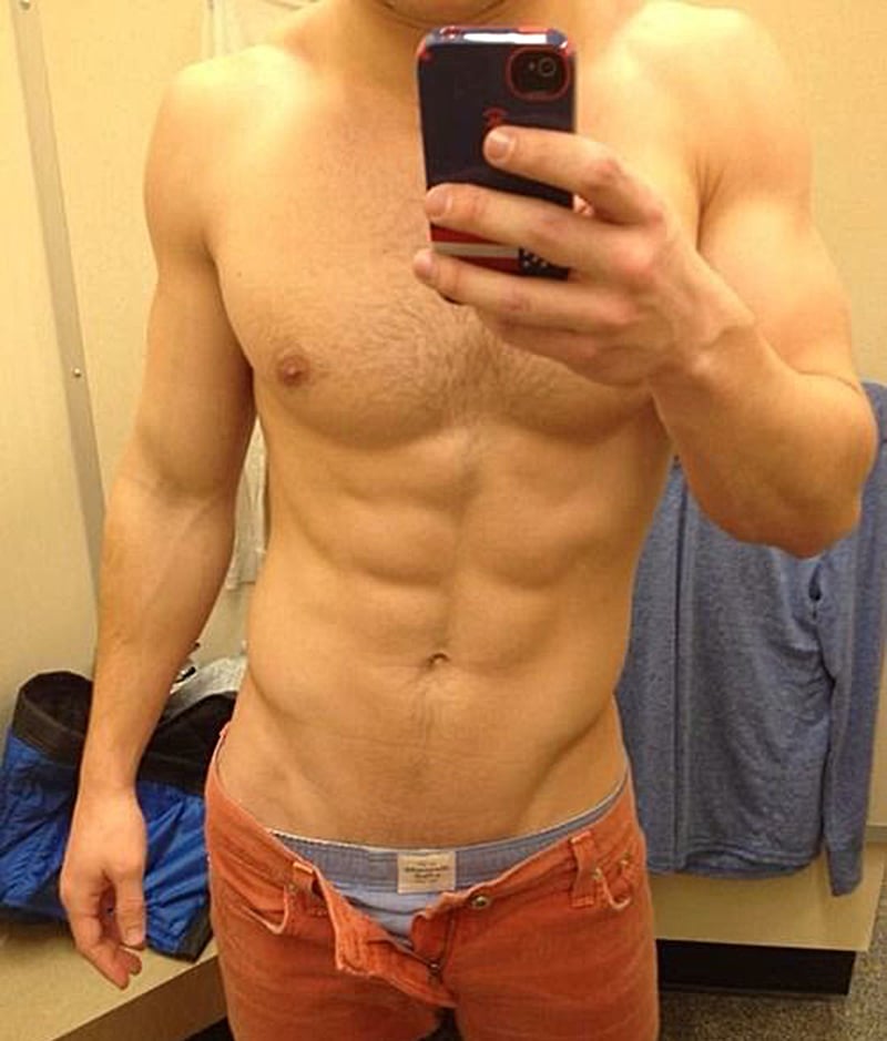 Top #Selfies of the Week: Yes Sir