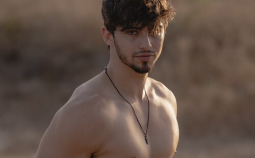 Gorgeous Twunk Model Ron Shirtless