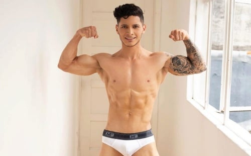 Buff Latino Webcam Model Marcel