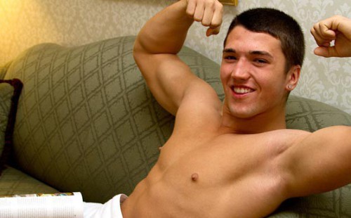 Beefy Hottie Bobby Effy