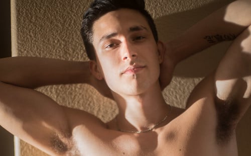 Handsome Twunk Kane Fox Blasts His First Big Load at Helix Studios
