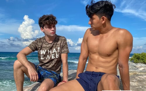 Marco fucks Joe Dave at the beach