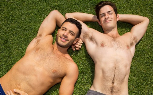 Archie buries his raw dick deep inside Manny