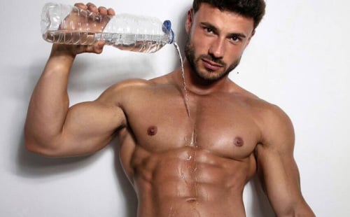 Gorgeous Fitness Model Sergio Fernandez Is So Damn Fine!