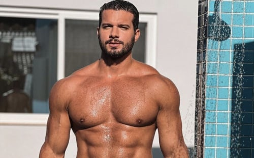 Brazilian Muscle Hunk Douglas