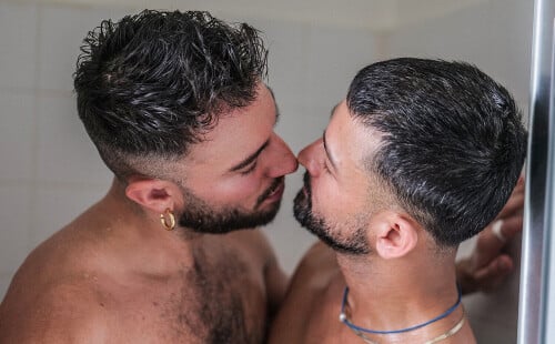 Hairy Boyfriends Jared and Scotch Get Wet in the Shower