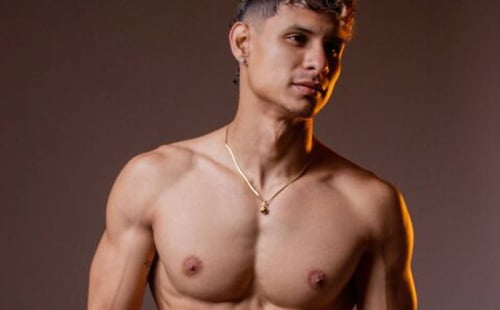 Colombian Cam Jock Noah Has A Big Dick!