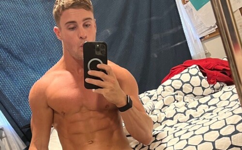 Cock Tease Pics Of Hot Aussie Oli