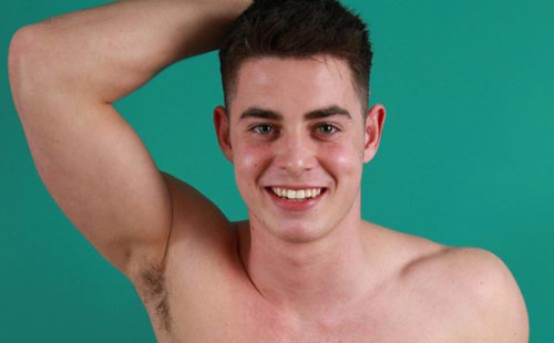 Damian Willoughby Loves Muay Thai