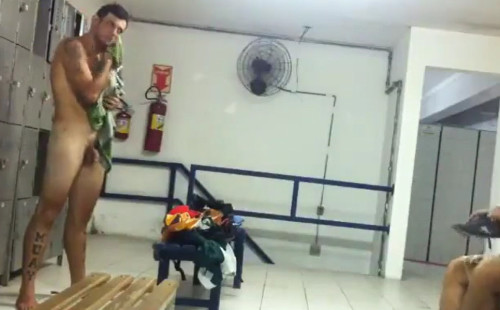 Muay thai fighter caught naked in locker room