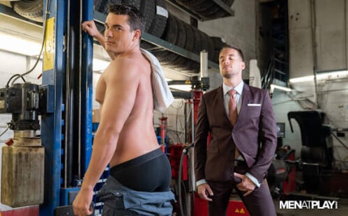 Presley Scott distracts Mark Blue from his missing car