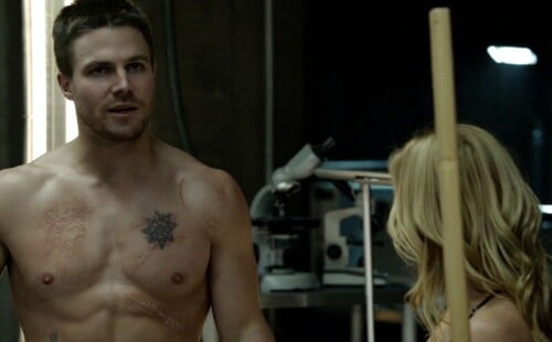 TV Watch - Stephen Amell vs. Robbie Amell