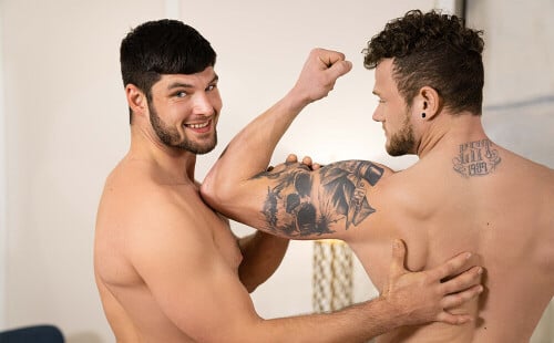 Midwest Sexpot Gets His Hot Ass Fucked Twice!