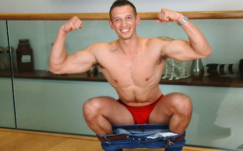 Sporty straight lad pumps a thick load