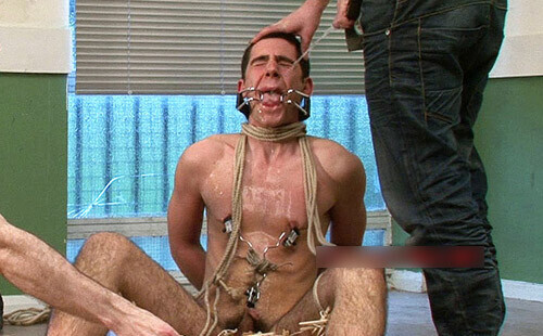 Obsess Over Gabriel’s Feet and Thighs while he gets a Mouthful of Piss
