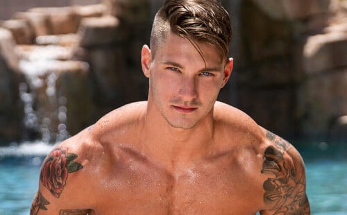 Model And Cam Guy Clark Parker Is A New Fave!