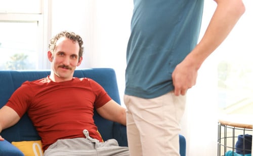 Bareback Twink Bottom Cyrus Stark Takes Daddy Dick