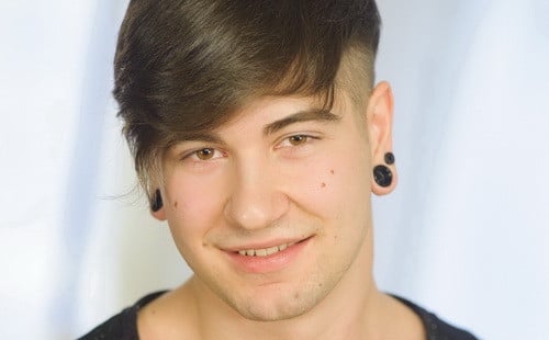 Straight stud David exposes all he has to offer