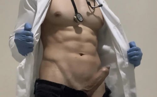 Reddit Exhibitionist Men Are Showing Their Stuff!