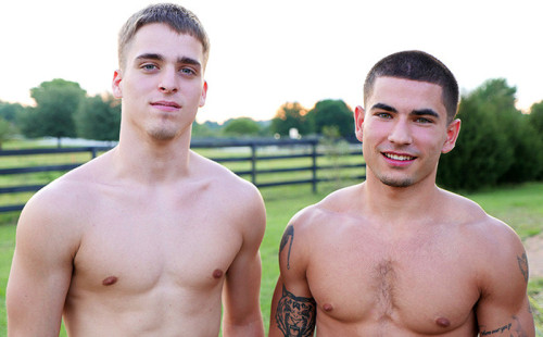 Vadim Black Bareback Fucks Brady Bennett