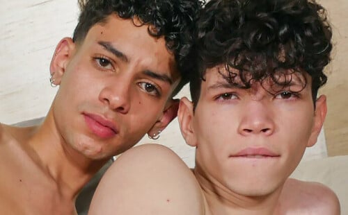 Colombian twinks Melo Prince & Noah Smith fuck raw
