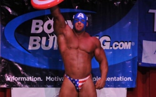 Bodybuilder posing as Captain America