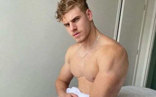 Appreciate Blue Eyed Stud Arthur