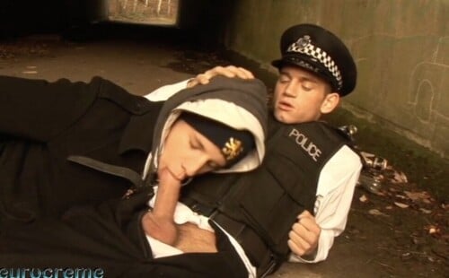 Young Criminal Sucks Cop's Huge Dick to Avoid Jail