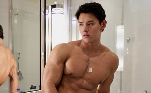 Asian Muscle Man Leo