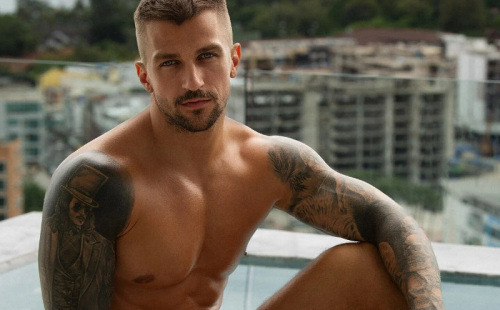 The Most Handsome Man I’ve Seen This Month, Alex