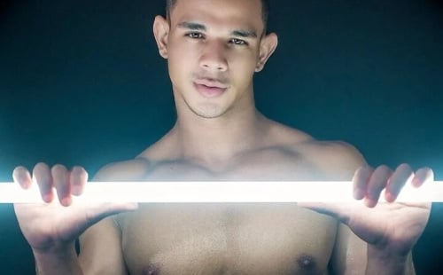 Guilherme Santana Naked – Hot Muscle And A Thick Cock!