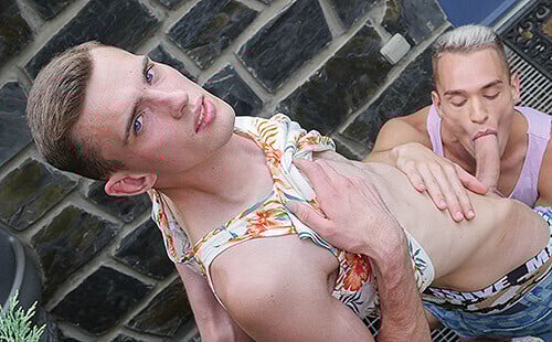 Sideboy Cums Over – Hardcore Gallery