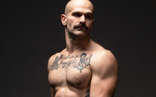 Italian Muscle Hunk Matteo Grigoletto Teases Us Bad!