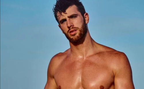 You Want To See Gorgeous Jay Gould Naked