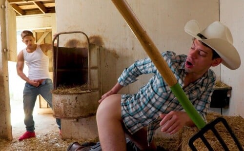 Watch the Premier of Roman Todd x Michael Del Ray in Raw Fucked Farm Boy