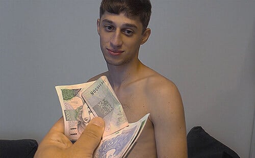 CzechHunter 709 – Cute Pizza Delivery Boy