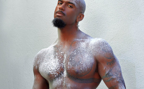 Arty Pics Of Hung Mike Naked!