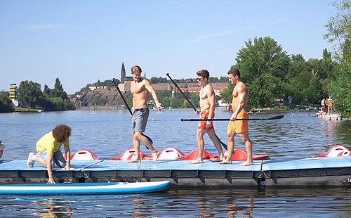 Blake Mitchell Goes Naked Paddle Boarding While In Prague