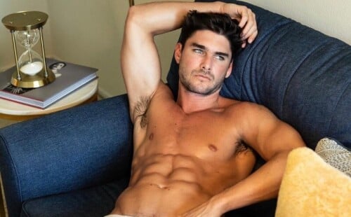 It’s About Time We Enjoyed More Of That Tempting Charlie Matthews Bulge