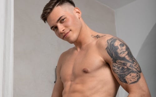 Kyle Brady Model Of The Week! - Gay Porn Sky