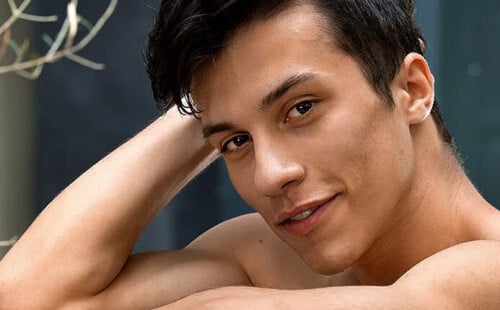 Milo Leblanc debuts as BelAmi's model of the week